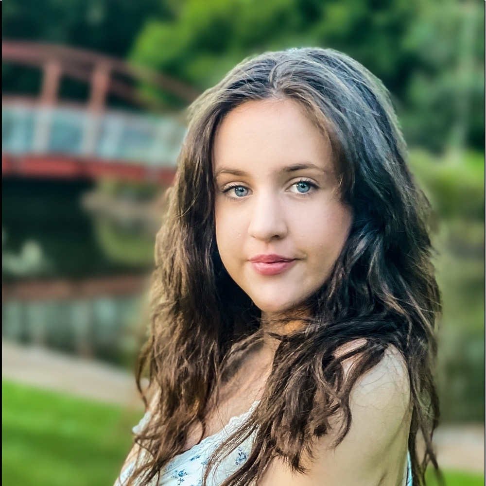 Meet your Posher, Zoe